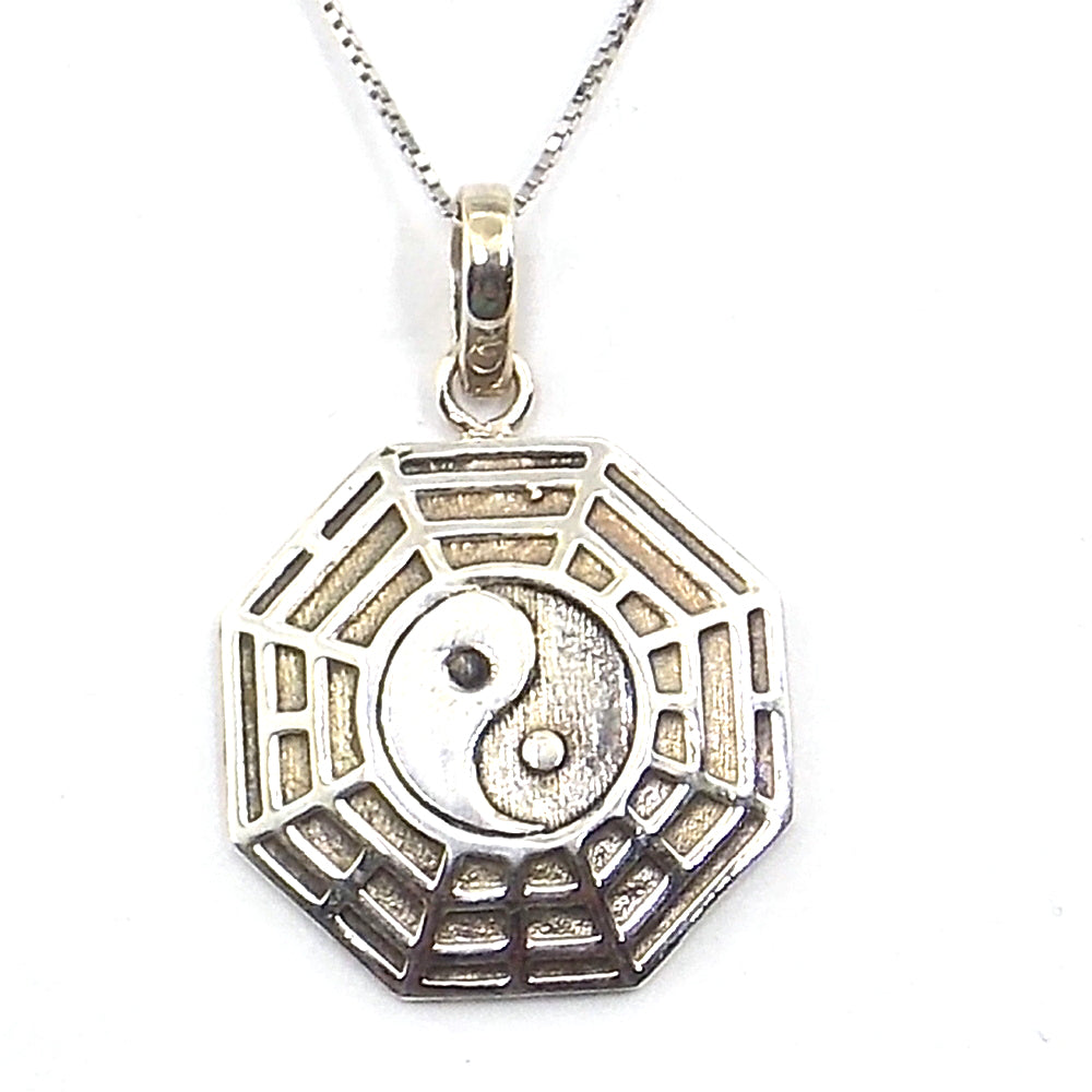 Colgante de plata de ley de Yin Yang de 30x26mm aprox. Con cadena de 45cm