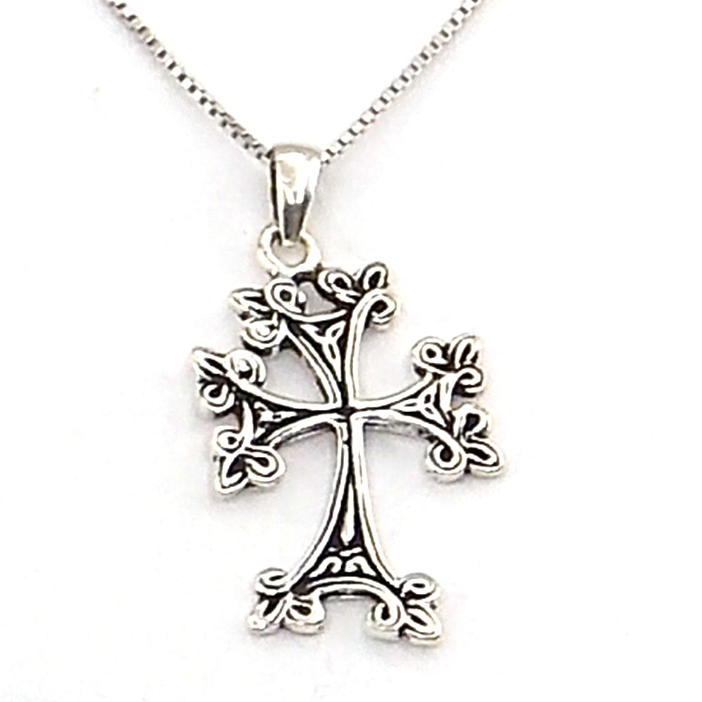 Colgante de plata de ley de la Cruz Cristiana de 26x17mm aprox. Con cadena de 45cm