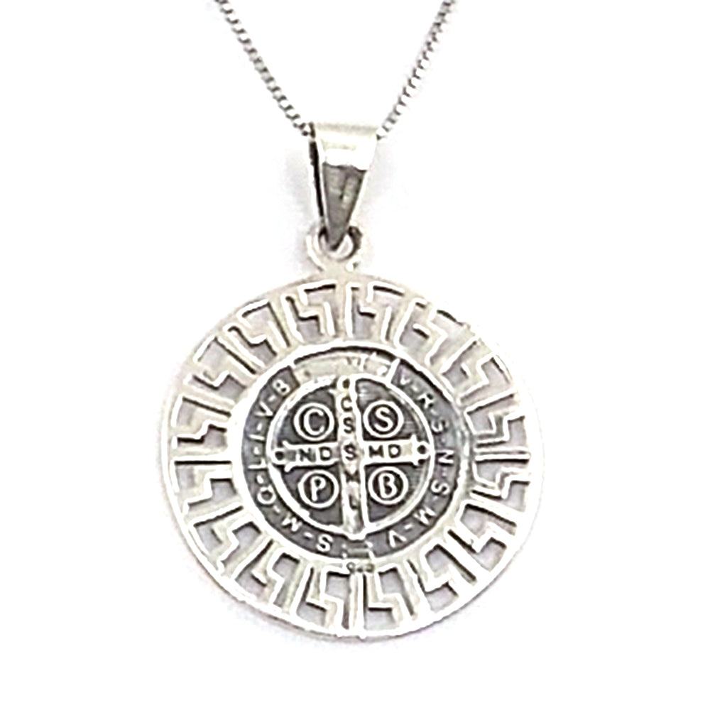 Colgante de plata de ley de San Benito de 27mm aprox. Con cadena de 45cm