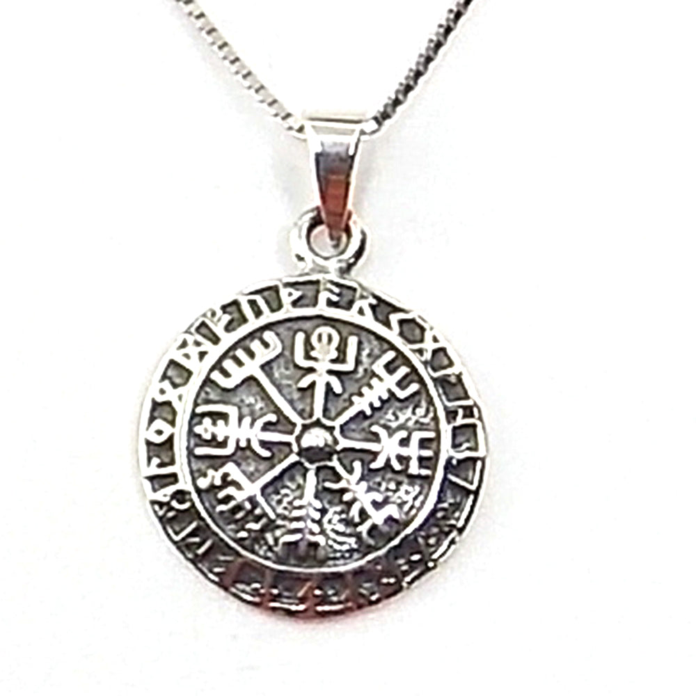 Colgante de plata de ley de Vesvigir de 17mm aprox. Con cadena de 45cm