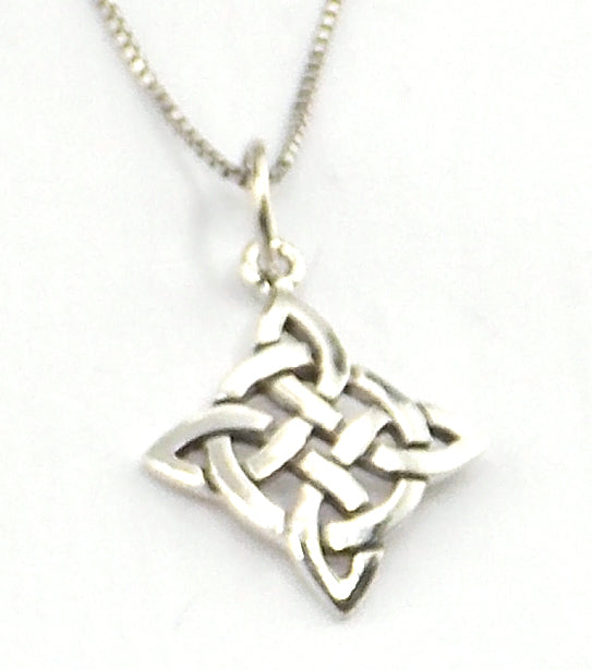 Colgante de plata de ley de Nudo de bruja de 21x19mm Aprox. con cadena de 45cm