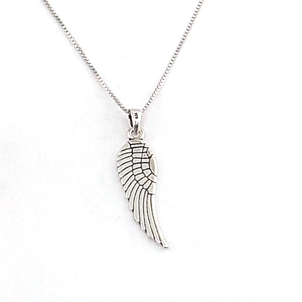 Colgante de plata de ley de Isis de 30x9mm aprox. Con cadena de 45cm