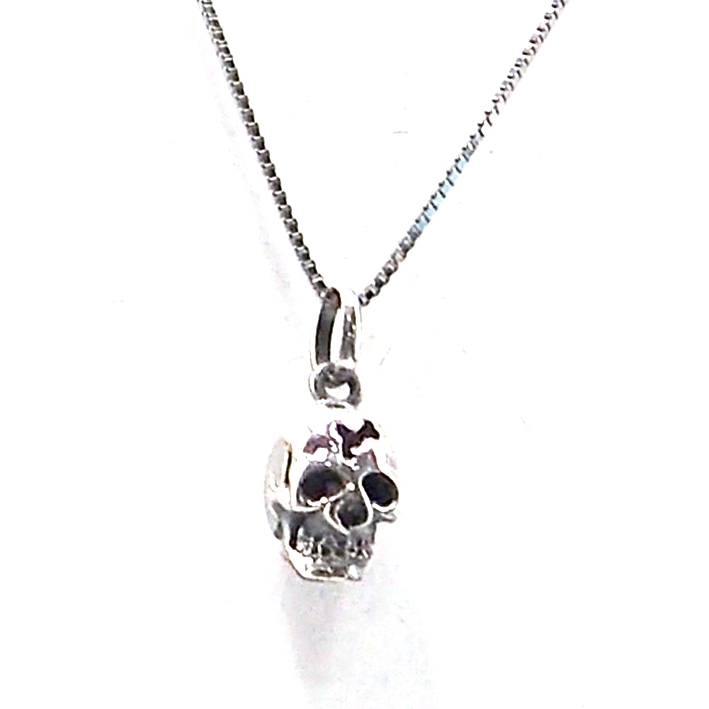 Colgante de plata de ley de Calavera de 14mm aprox. Con cadena de 45cm