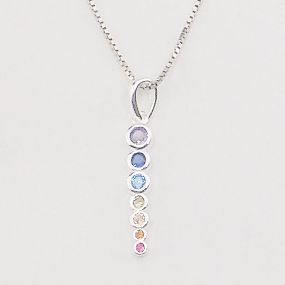 Colgante de plata de ley de 7 chakras de 24mm Aprox. con cadena de 45cm