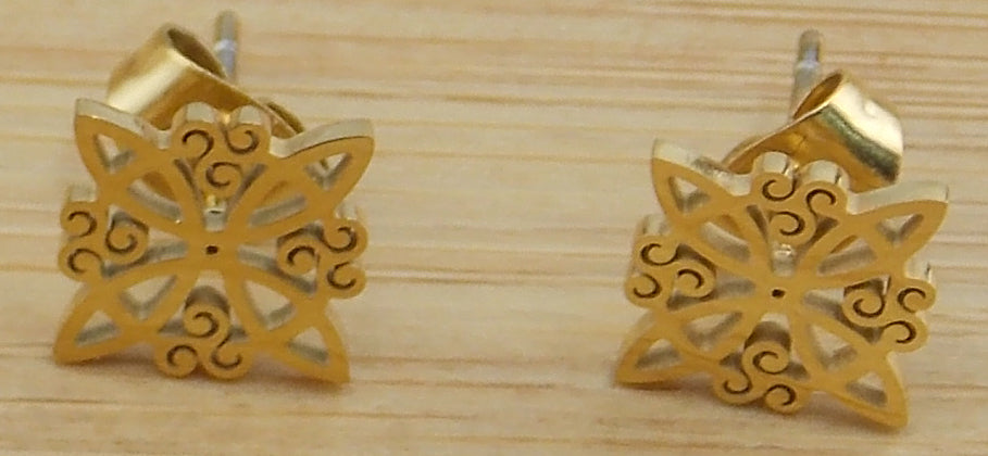 Pendiente de Nudo de bruja de acero inoxidable dorado
