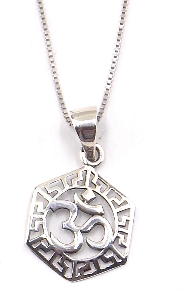 Colgante de plata de ley de Om de 20x17mm aprox. con cadena de 45cm