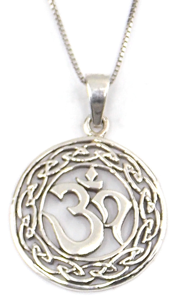 Colgante de plata de ley de Om de 20mm aprox. con cadena de 45cm