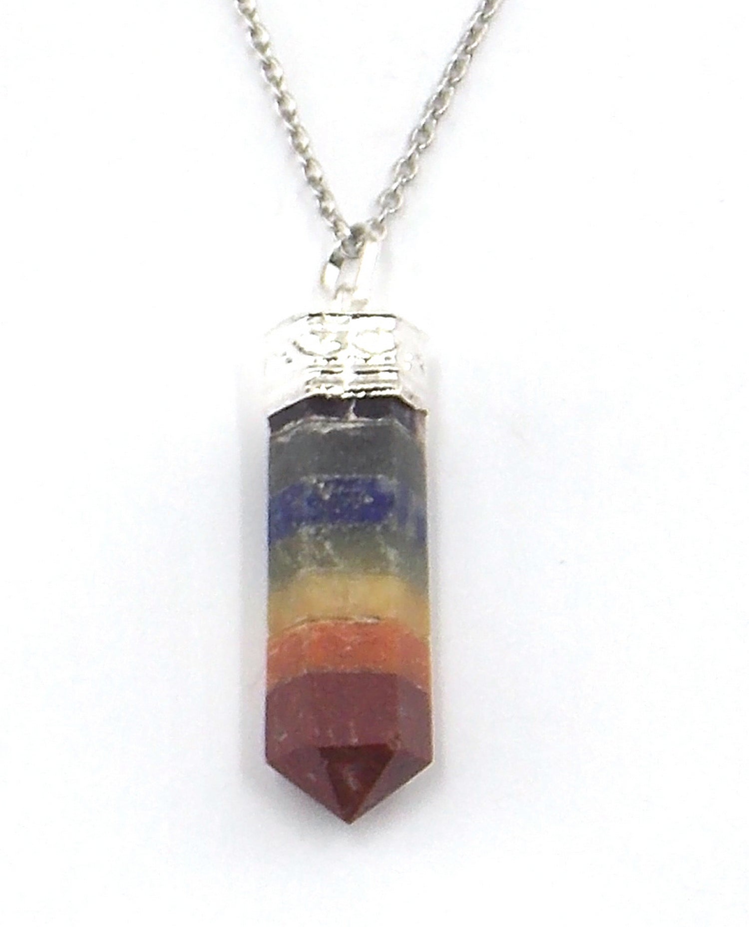 Colgante de 7 Chakras en forma de obelisco