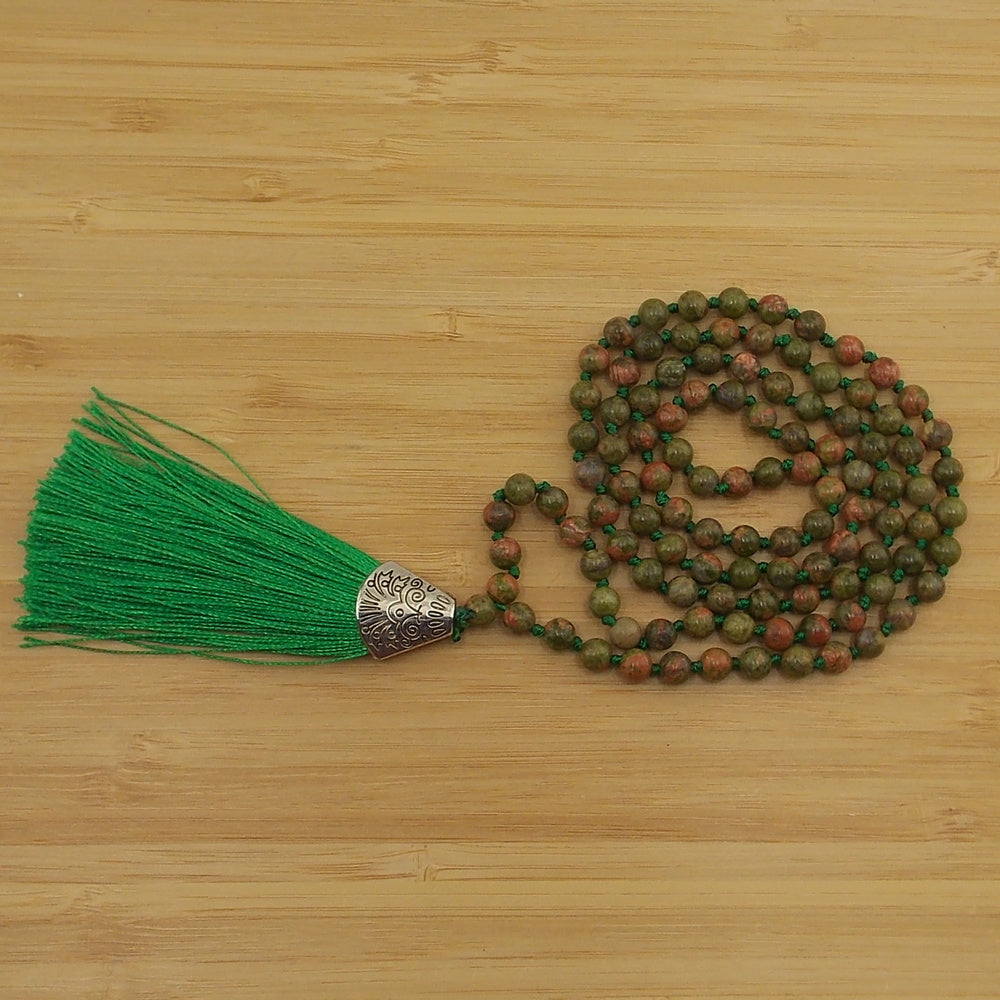 Jap Mala de 108 ctas. de 6mm de piedra natural de Unakita