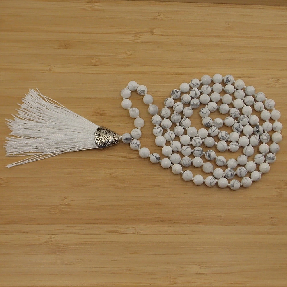 Jap Mala de 108 ctas. de 8mm de piedra natural de Howlite