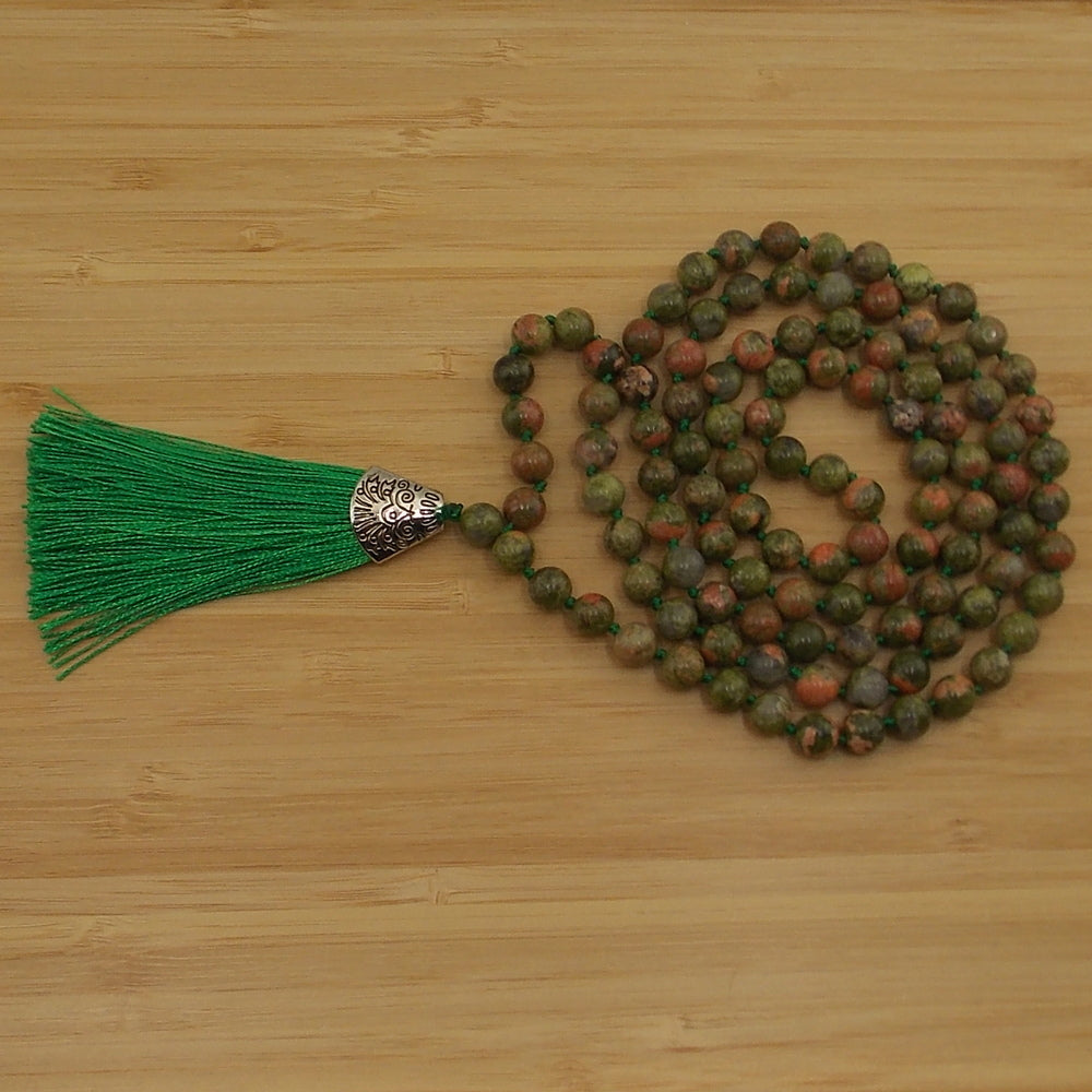 Jap Mala de 108 ctas. de 8mm de piedra natural de Unakita