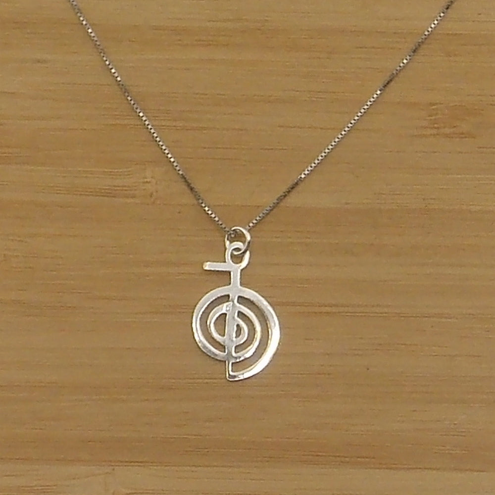 Colgante de plata de ley de Choku Rei de 16x22mm aprox. con cadena de 45cm