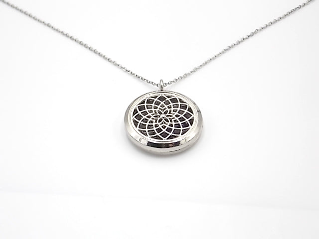 Colgante con motivo de Mandala con una piedra de Amatista