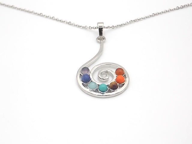 Colgante con las piedras naturales de los 7 chakras con diseño de Espiral