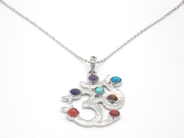 Colgante con las piedras naturales de los 7 chakras con diseño de Om