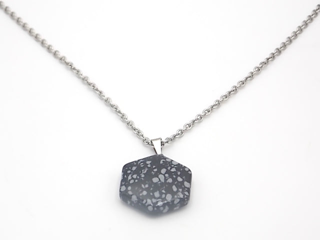 Colgante de piedra natural de Obsidiana nevada en forma de Hexágono