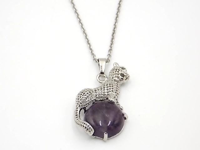 Colgante con forma de Leopardo de 34x21mm con piedra natural de Amatista