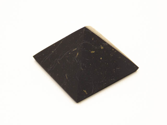 Pirámide de Shungita de 4cm