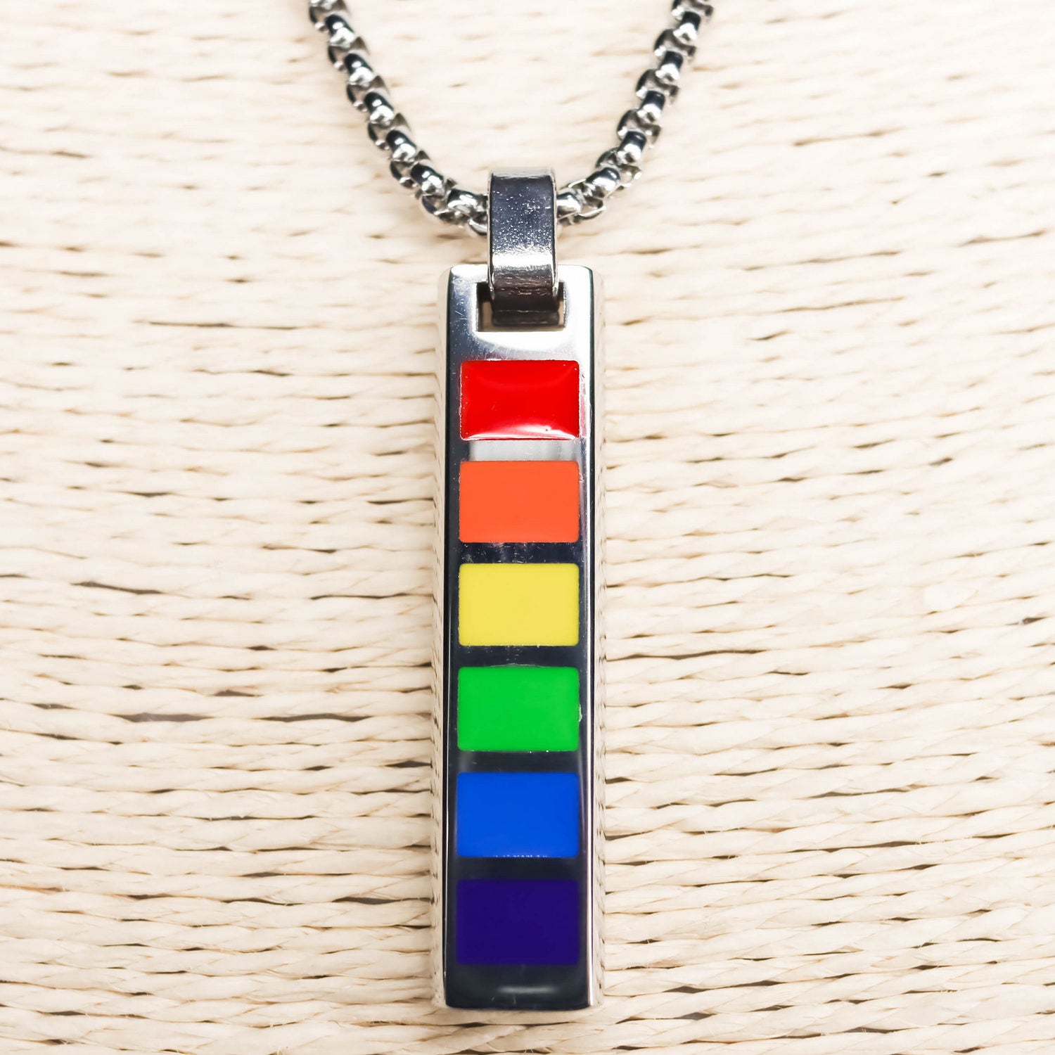Colgante de acero inoxidable del orgullo gay
