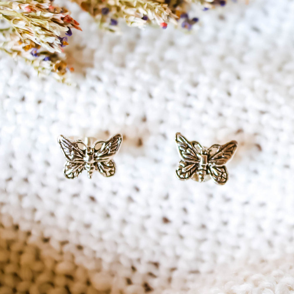 Pendiente En Plata De Ley Forma De Mariposa Con Tuerca Mariposa.