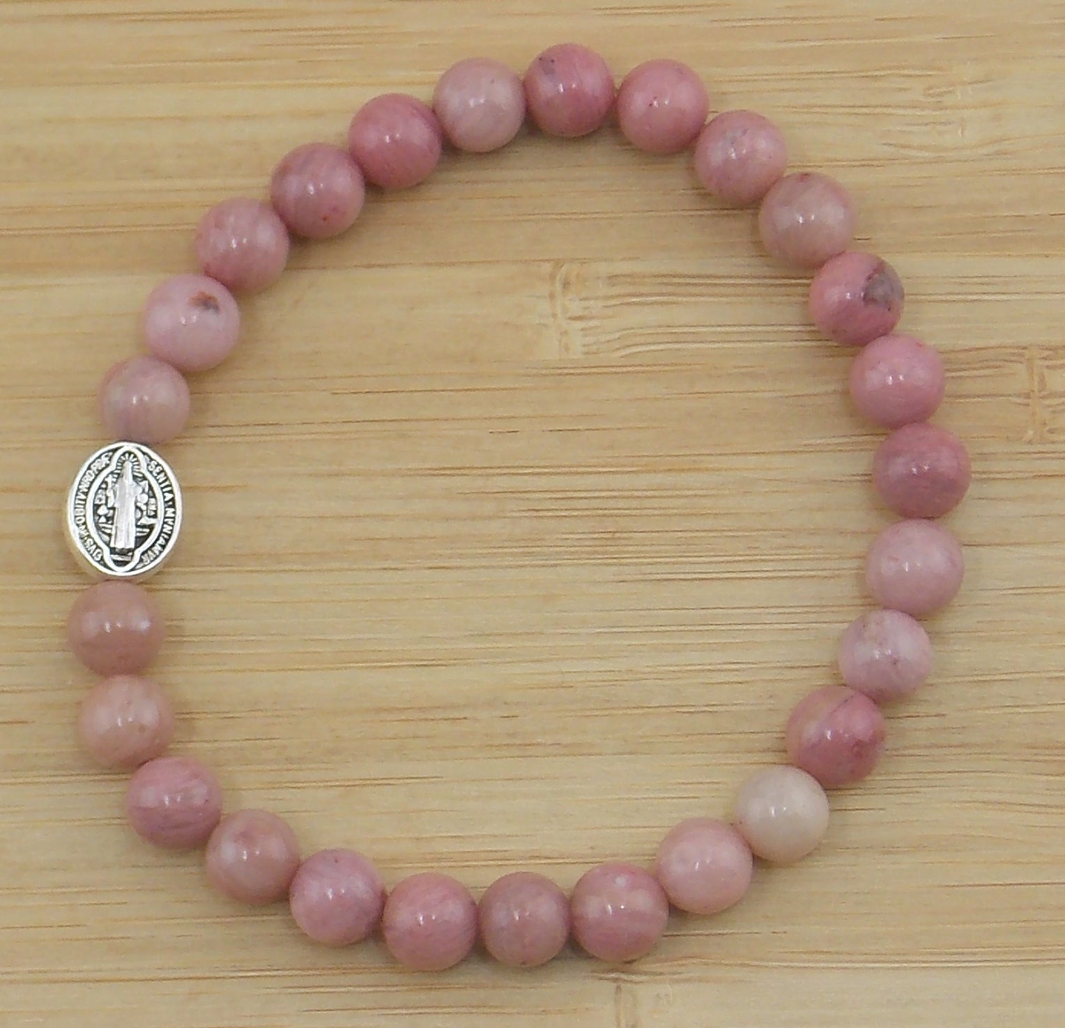Pulsera de Rodonita con San Benito