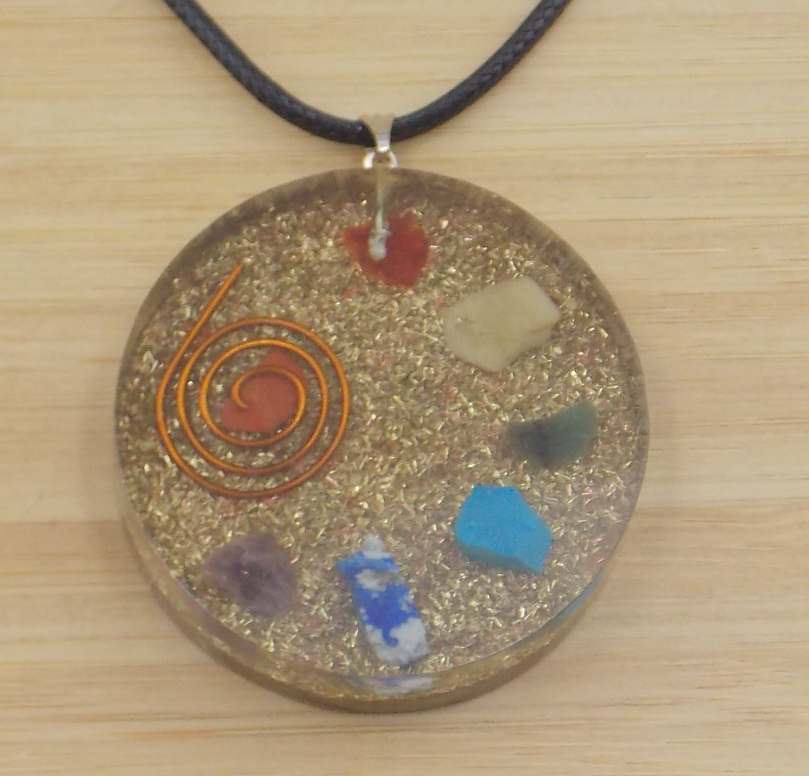 Colgante de Orgonita de 7 Chakras