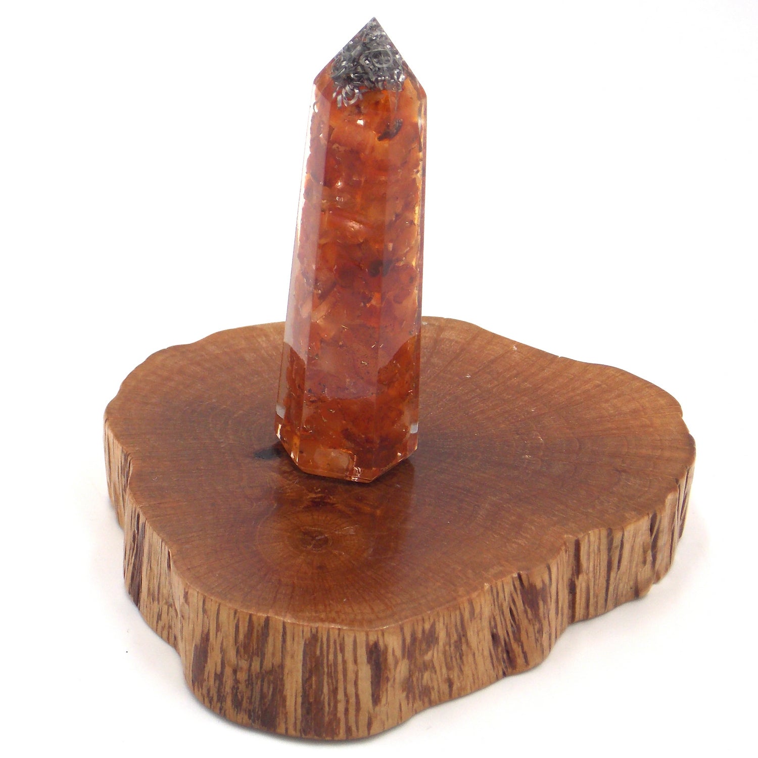 Obelisco de Orgonita de aprox. 7-8cm con piedra de Carneola