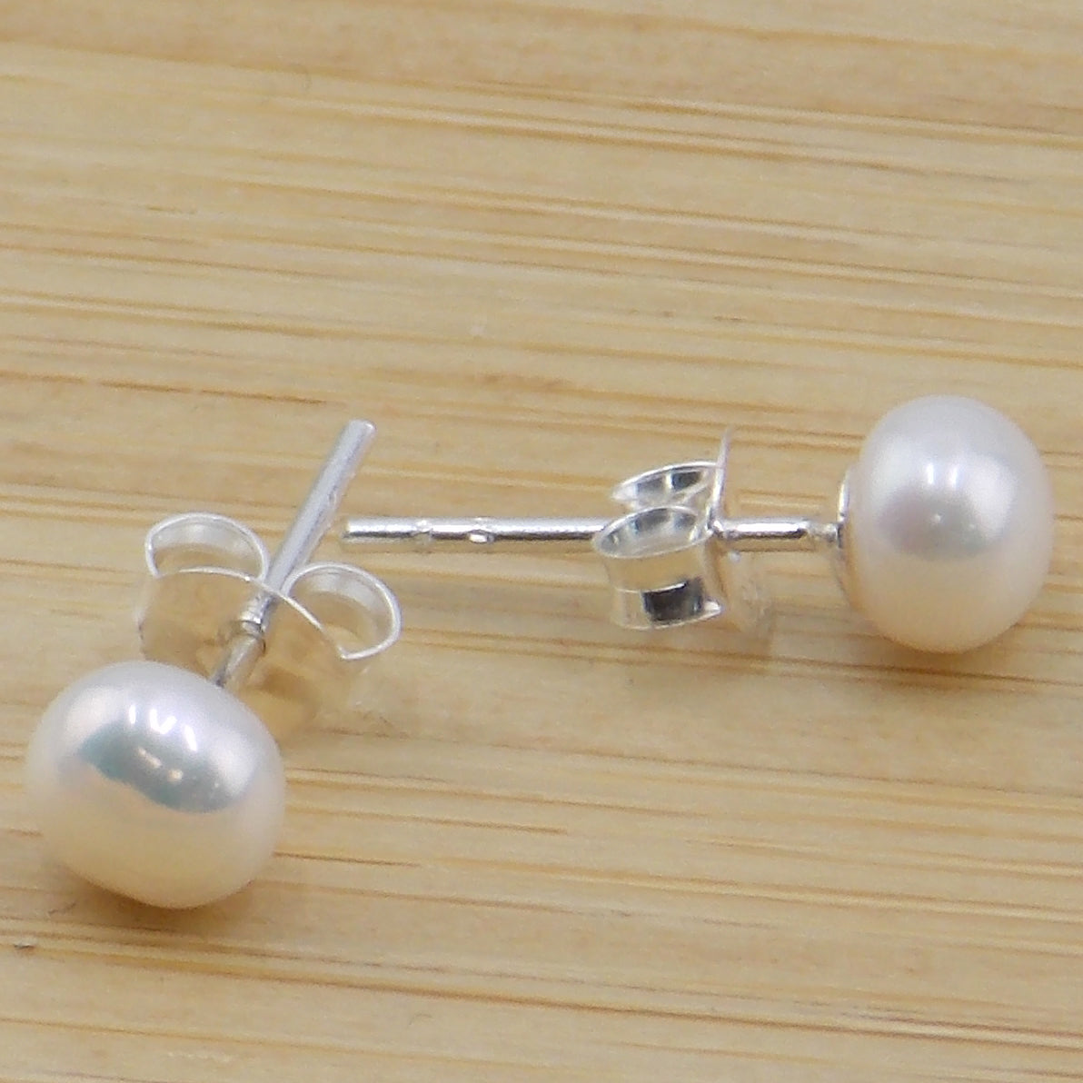 Pendientes de perla natural de cultivo