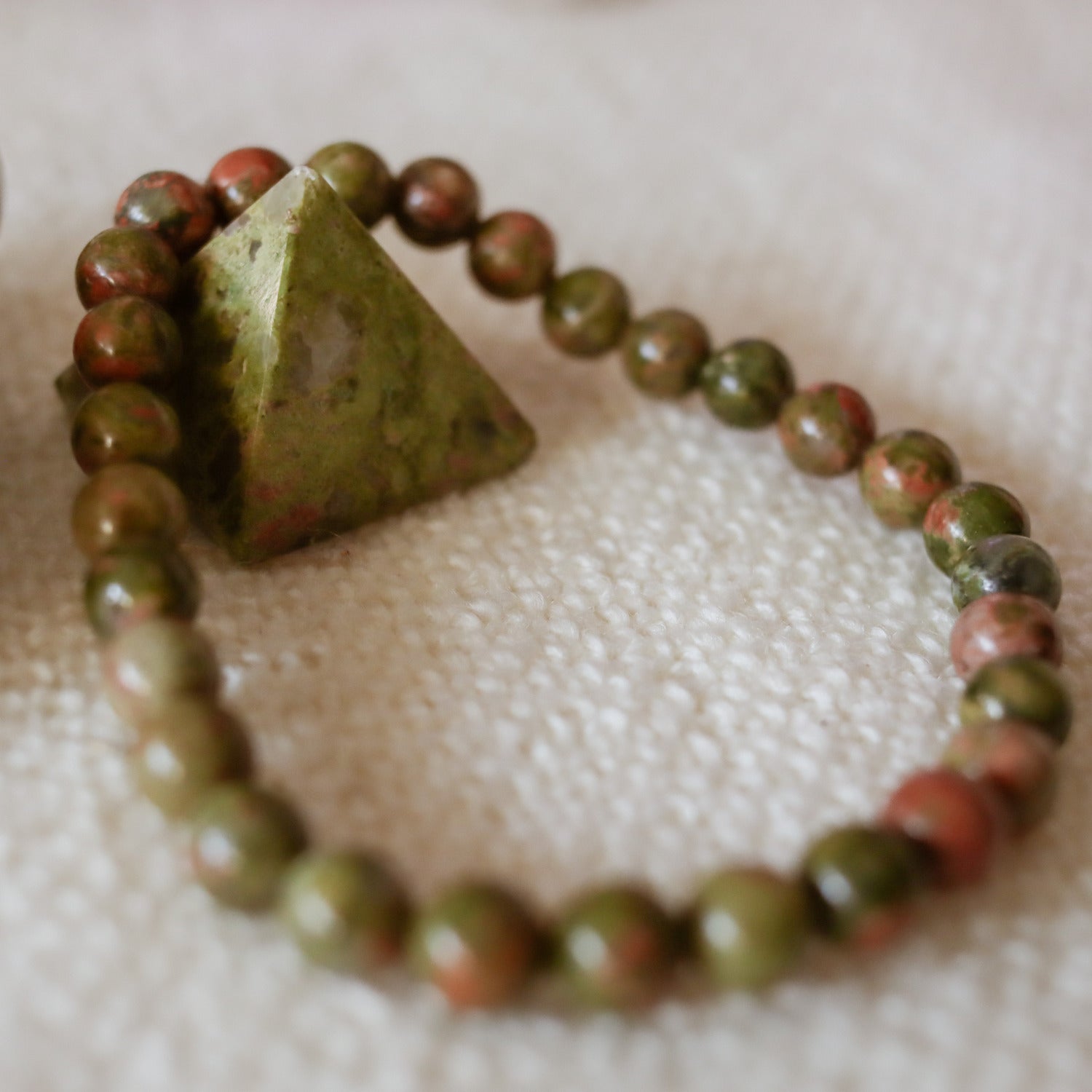 Pulsera de piedra natural de Unakita de 6mm