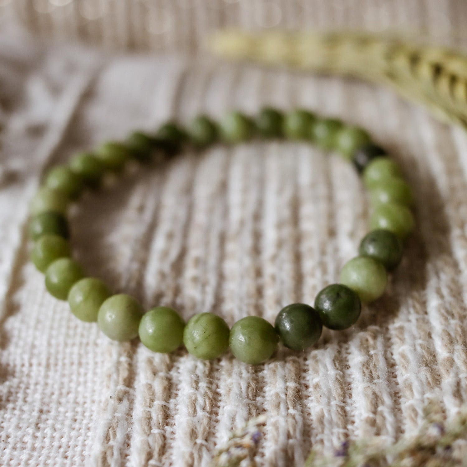 Pulsera de piedra natural de Jade vietnamita de 6mm