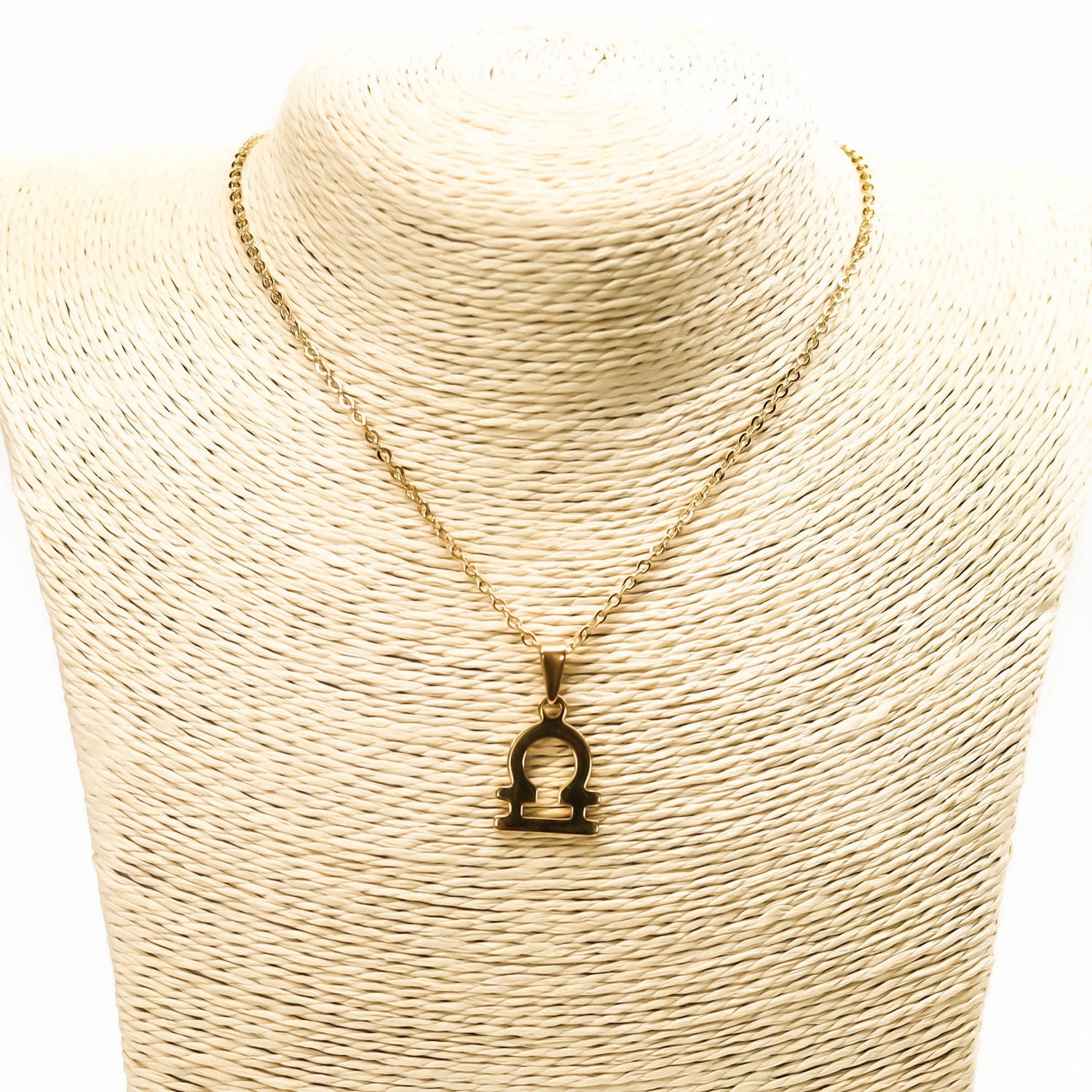 Colgante de acero inoxidable dorado con forma del signo del zodiaco Libra de 20mm