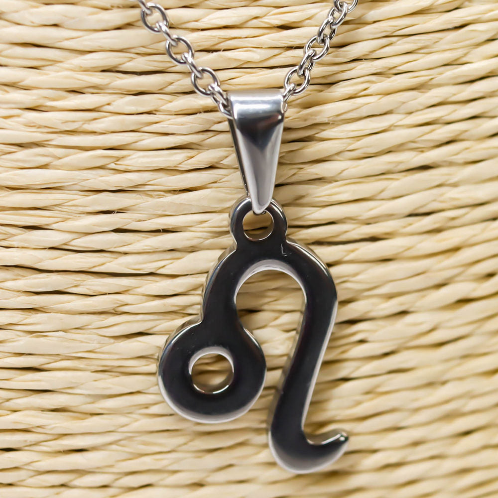 Colgante de acero inoxidable con forma del Signo del zodiaco Leo de 20mm