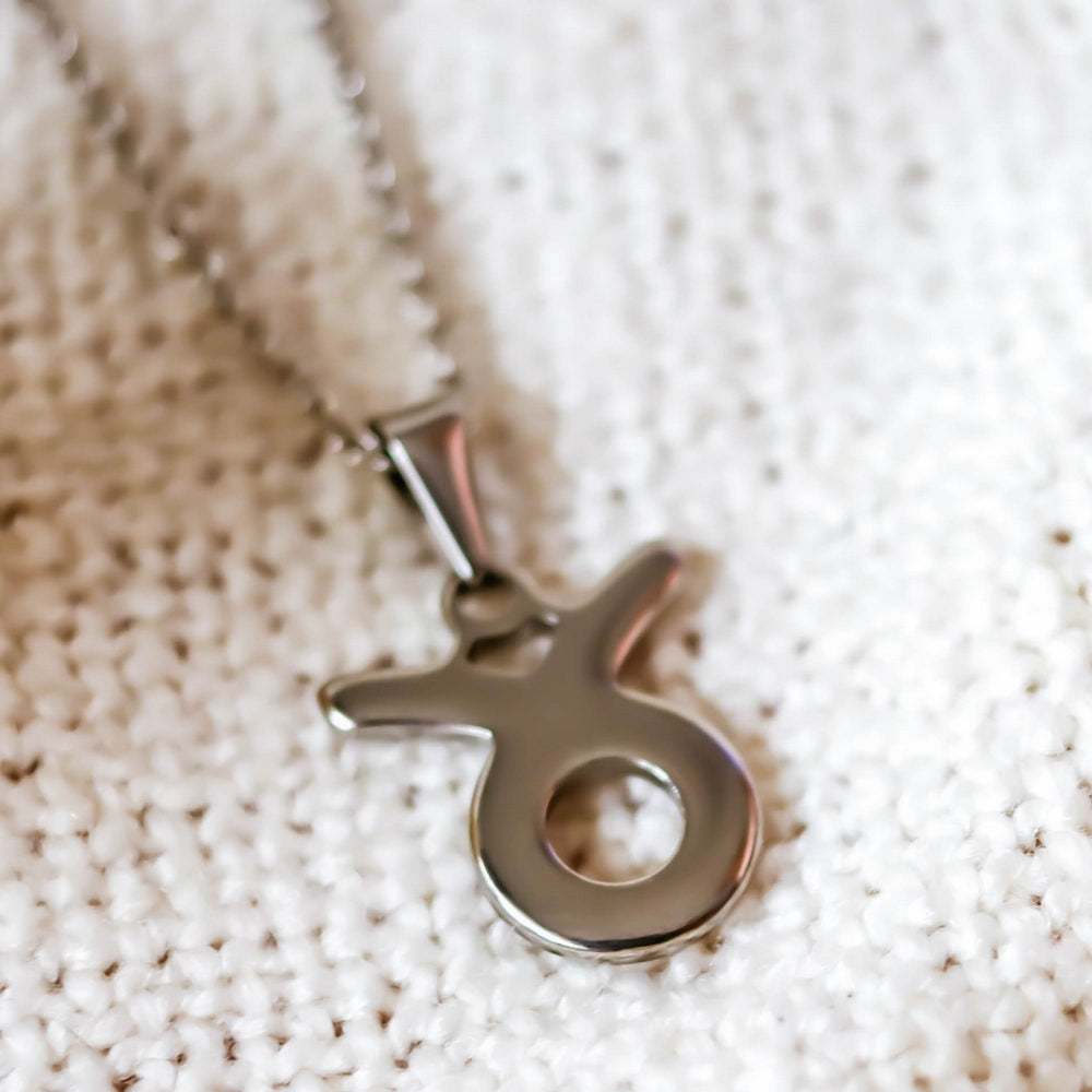 Colgante de acero inoxidable con forma del Signo del zodiaco Tauro de 20mm