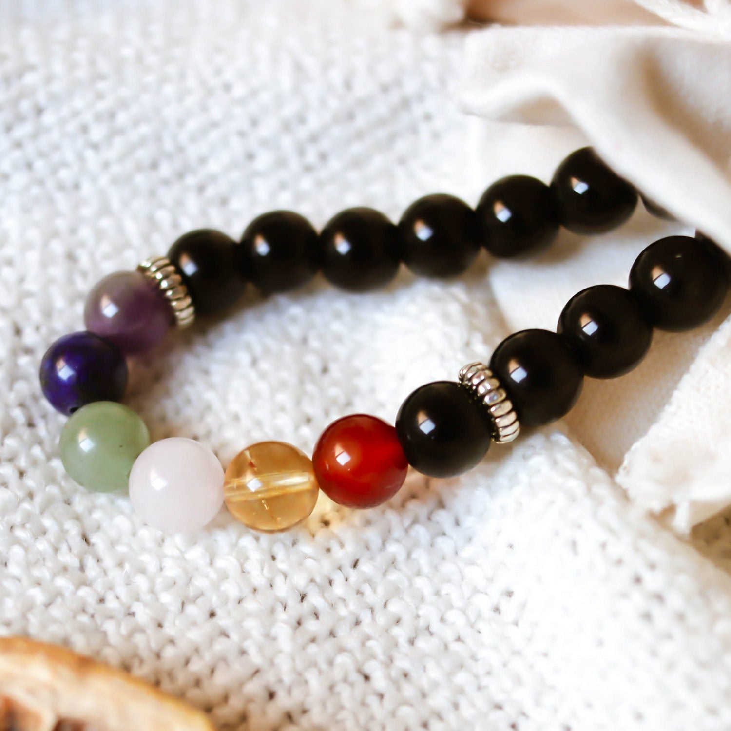 Pulsera de piedra de Ónix y 7 chakras de 8mm con cantos
