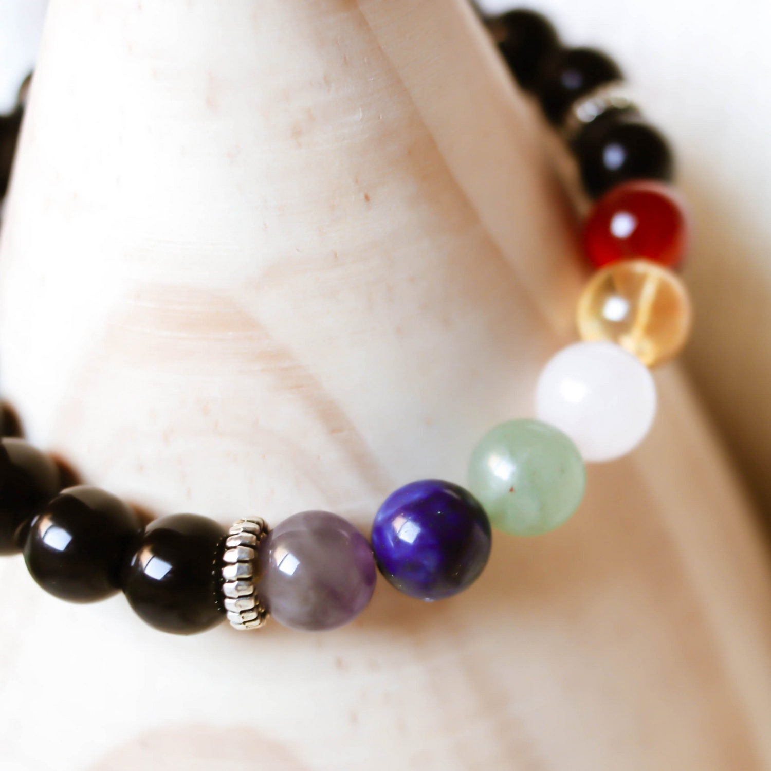 Pulsera de piedra de Ónix y 7 chakras de 8mm con cantos