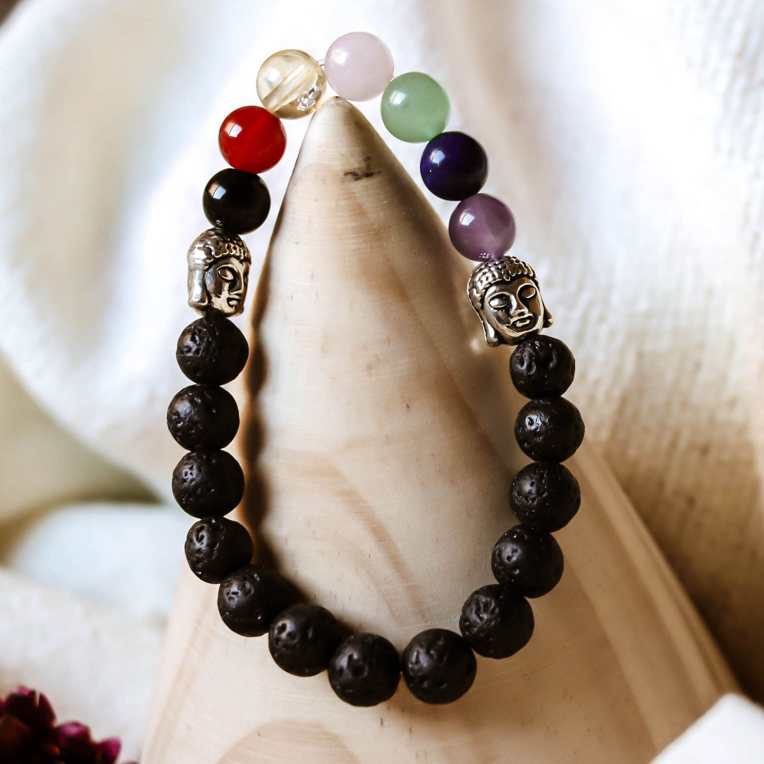 Pulsera de piedra de Lava y 7 chakras de 8mm con Buda