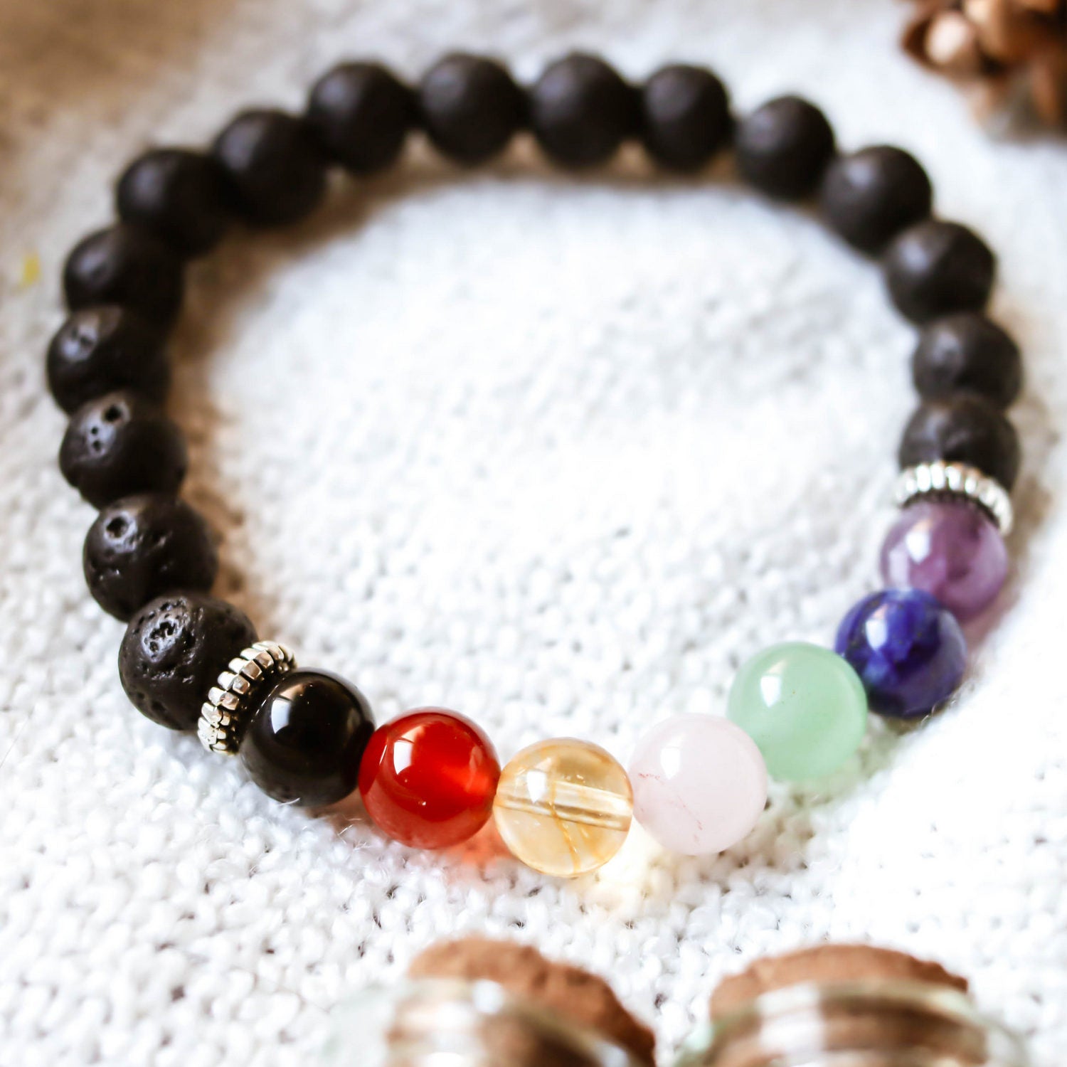 Pulsera de piedra de Lava y 7 chakras de 8mm con cantos