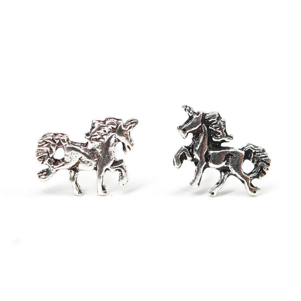 Pendiente En Plata De Ley Forma De Unicornio Con Tuerca Mariposa.